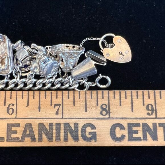 VINTAGE CHARM BRACELET HEART LOCKET TRAVEL 60s 70s STERLING SILVER 925 124G EVC - Picture 14 of 16